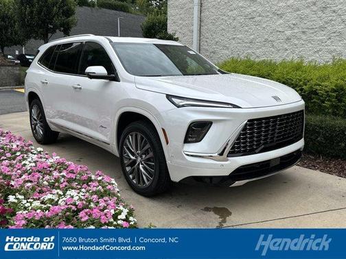 2025 Buick Enclave Avenir