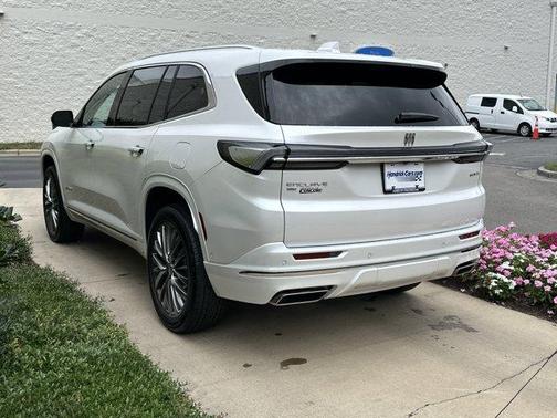 2025 Buick Enclave Avenir
