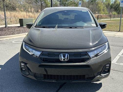 Crystal Black Pearl 2026 Honda Odyssey Sport-L