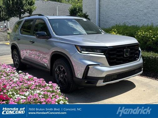 2025 Honda Pilot TrailSport