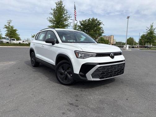 Pure White 2025 Volkswagen Taos 1.5T S