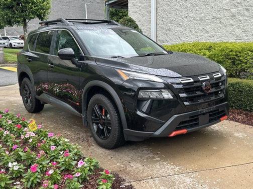 Black 2025 Nissan Rogue Rock Creek