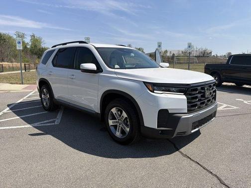 Platinum White Pearl 2026 Honda Pilot EX-L