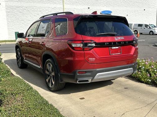 2025 Honda Pilot Elite