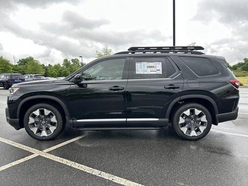 Crystal Black Pearl 2026 Honda Pilot Elite