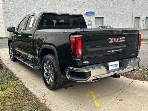 2022 GMC Sierra 1500 SLT