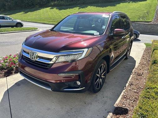 Deep Scarlet Pearl 2021 Honda Pilot Touring 8-Passenger