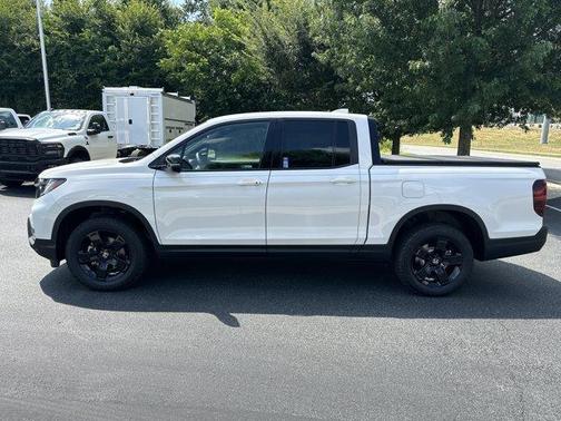 2025 Honda Ridgeline Black Edition