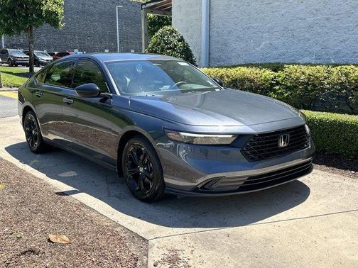 Meteorite Gray Metallic 2025 Honda Accord SE