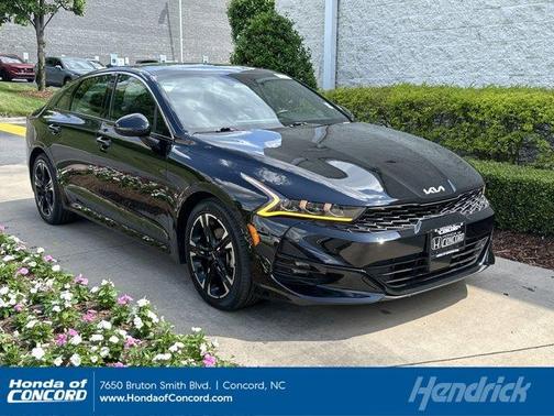 2022 Kia K5 GT-Line