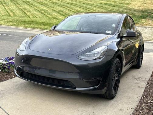 2024 Tesla Model Y 