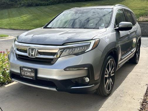 2019 Honda Pilot Touring 7-Passenger