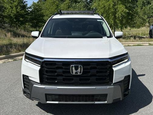 Platinum White Pearl 2026 Honda Pilot Touring
