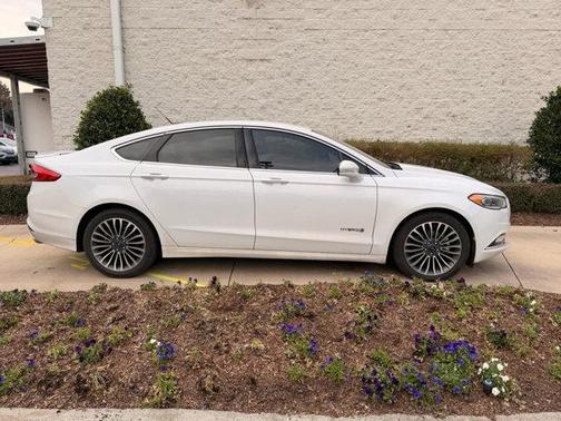 2018 Ford Fusion Hybrid Titanium