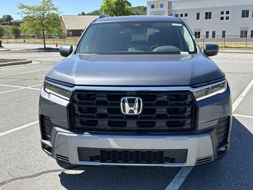 Modern Steel Metallic 2026 Honda Pilot Touring S