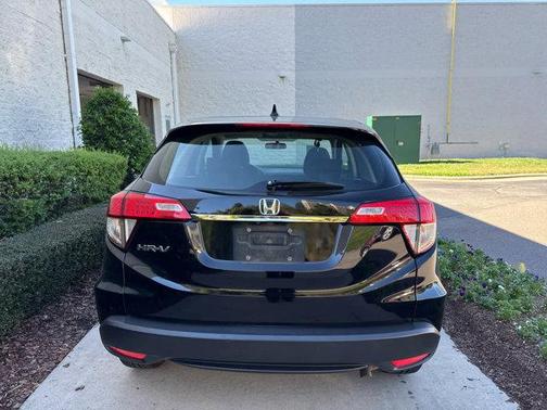 2021 Honda HR-V LX