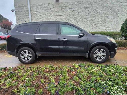 2017 Chevrolet Traverse 2LT