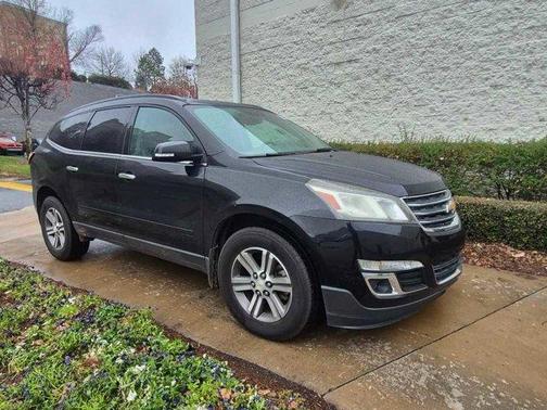 2017 Chevrolet Traverse 2LT