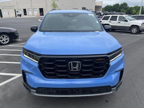 Sky Blue Pearl 2024 Honda Pilot TrailSport