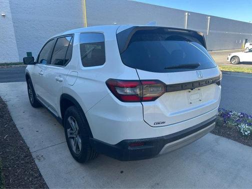 2024 Honda Pilot EX-L 7-Passenger