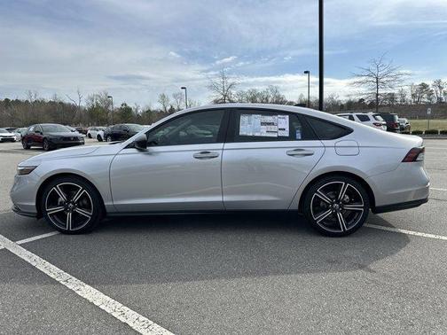 Solar Silver Metallic 2026 Honda Accord SE