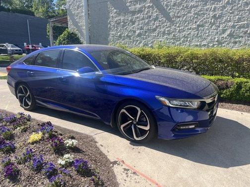 Still Night Pearl 2018 Honda Accord Sport
