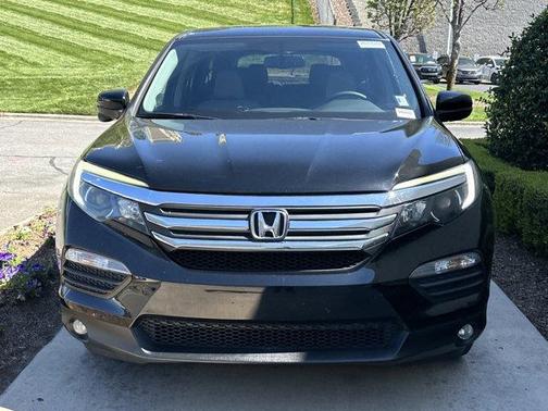 Crystal Black Pearl 2017 Honda Pilot EX-L