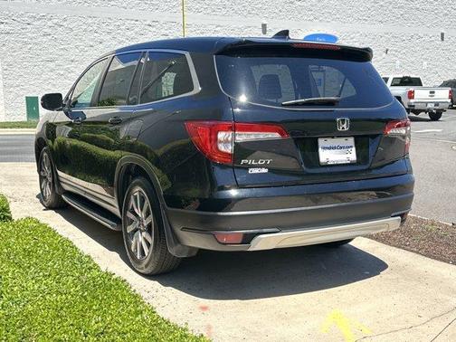Crystal Black Pearl 2022 Honda Pilot EX-L
