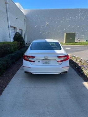 Photo 5 of 9 of 2020 Honda Accord Sport 1.5T