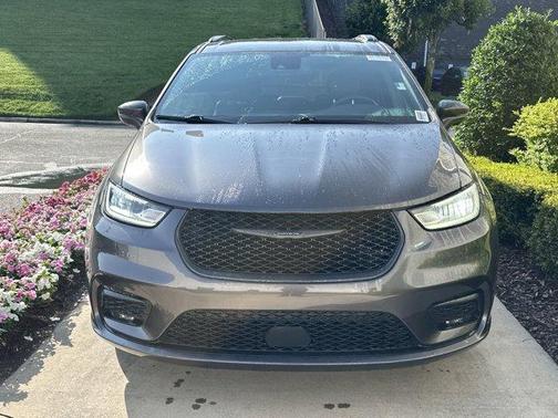 2021 Chrysler Pacifica Touring-L