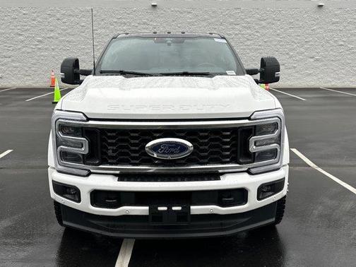 2025 Ford F-450 Platinum