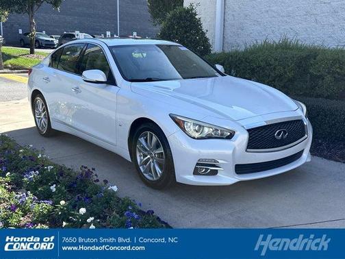 2015 INFINITI Q50 Premium