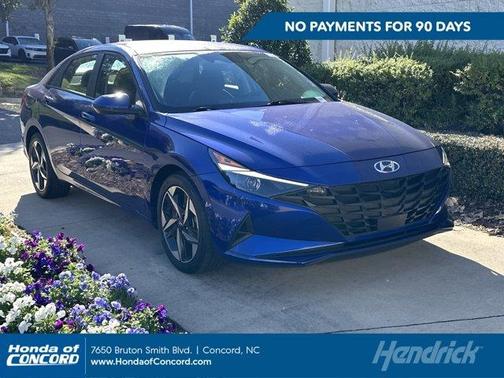 2023 Hyundai ELANTRA SEL