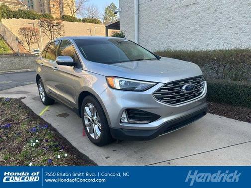 2023 Ford Edge Titanium