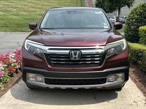 Deep Scarlet Pearl 2019 Honda Ridgeline RTL-E