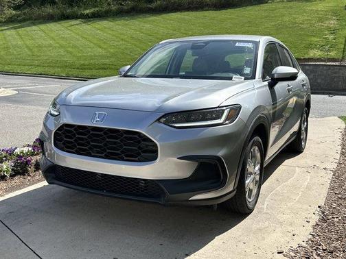 Lunar Silver Metallic 2024 Honda HR-V LX