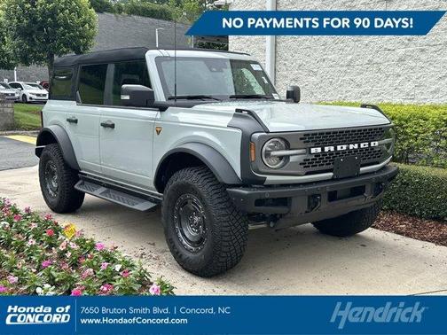 Cactus Green / Gray 2024 Ford Bronco Badlands