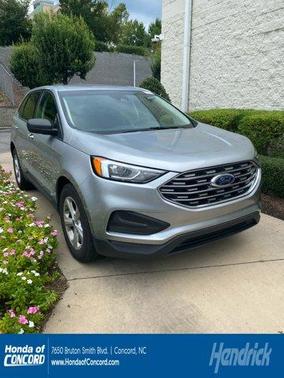 2020 Ford Edge SE