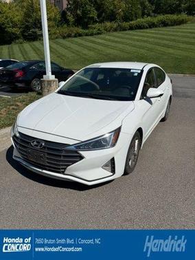 2019 Hyundai ELANTRA SEL