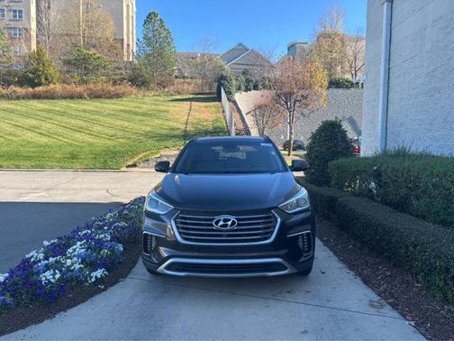 2017 Hyundai SANTA FE SE Ultimate