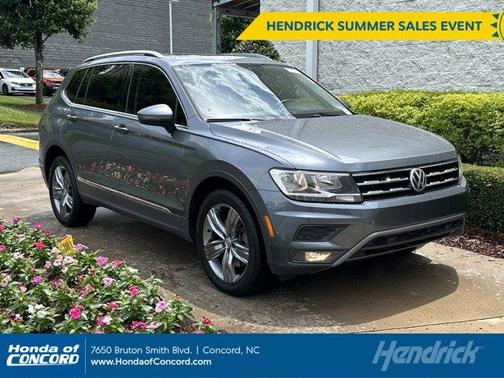 Platinum Gray Metallic 2020 Volkswagen Tiguan 2.0T SEL
