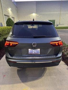 Platinum Gray Metallic 2020 Volkswagen Tiguan 2.0T SEL