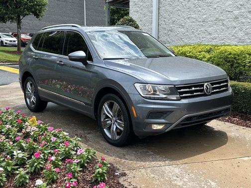 Platinum Gray Metallic 2020 Volkswagen Tiguan 2.0T SEL