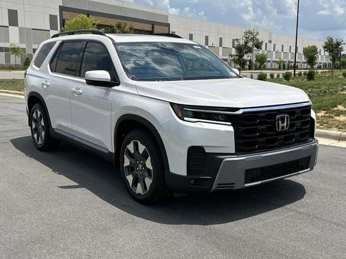 Platinum White Pearl 2026 Honda Pilot Touring