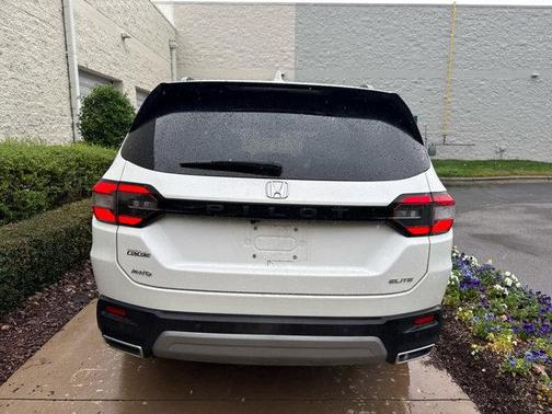 2024 Honda Pilot Elite