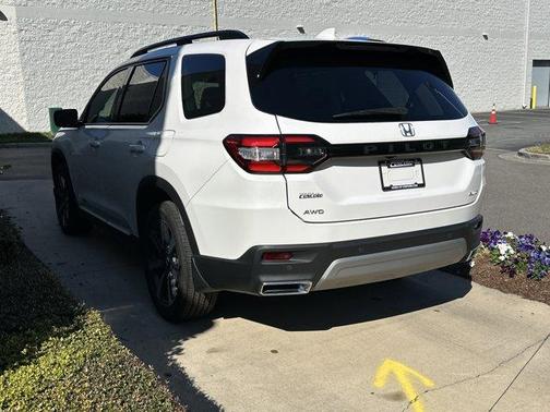 2024 Honda Pilot Elite