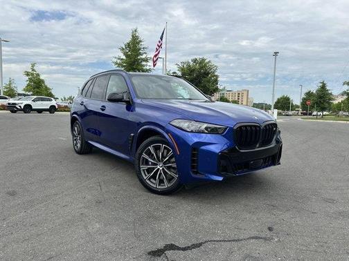 2024 BMW X5 M60i