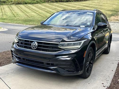 2022 Volkswagen Tiguan 2.0T SE R-Line Black