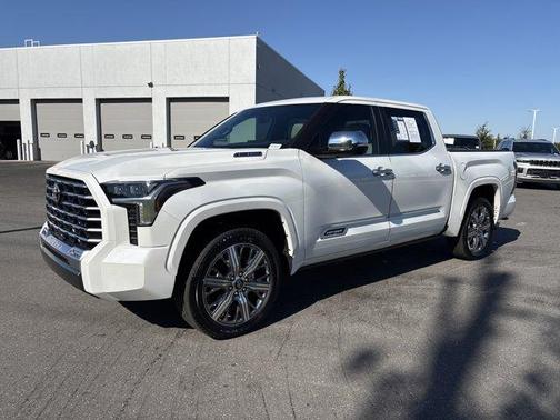 2025 Toyota Tundra Hybrid Capstone