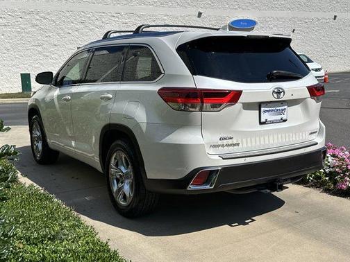 2017 Toyota Highlander Limited